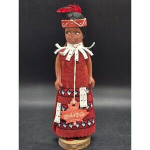 Indien Art Eskimo Hand Crafted Doll Natural Material Canadian Quebec With Tag